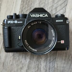 Yashmark Yashica FX-3 Super 2000 Camera ML 50mm 1:2 Lens Marumi Zoom Case Kit